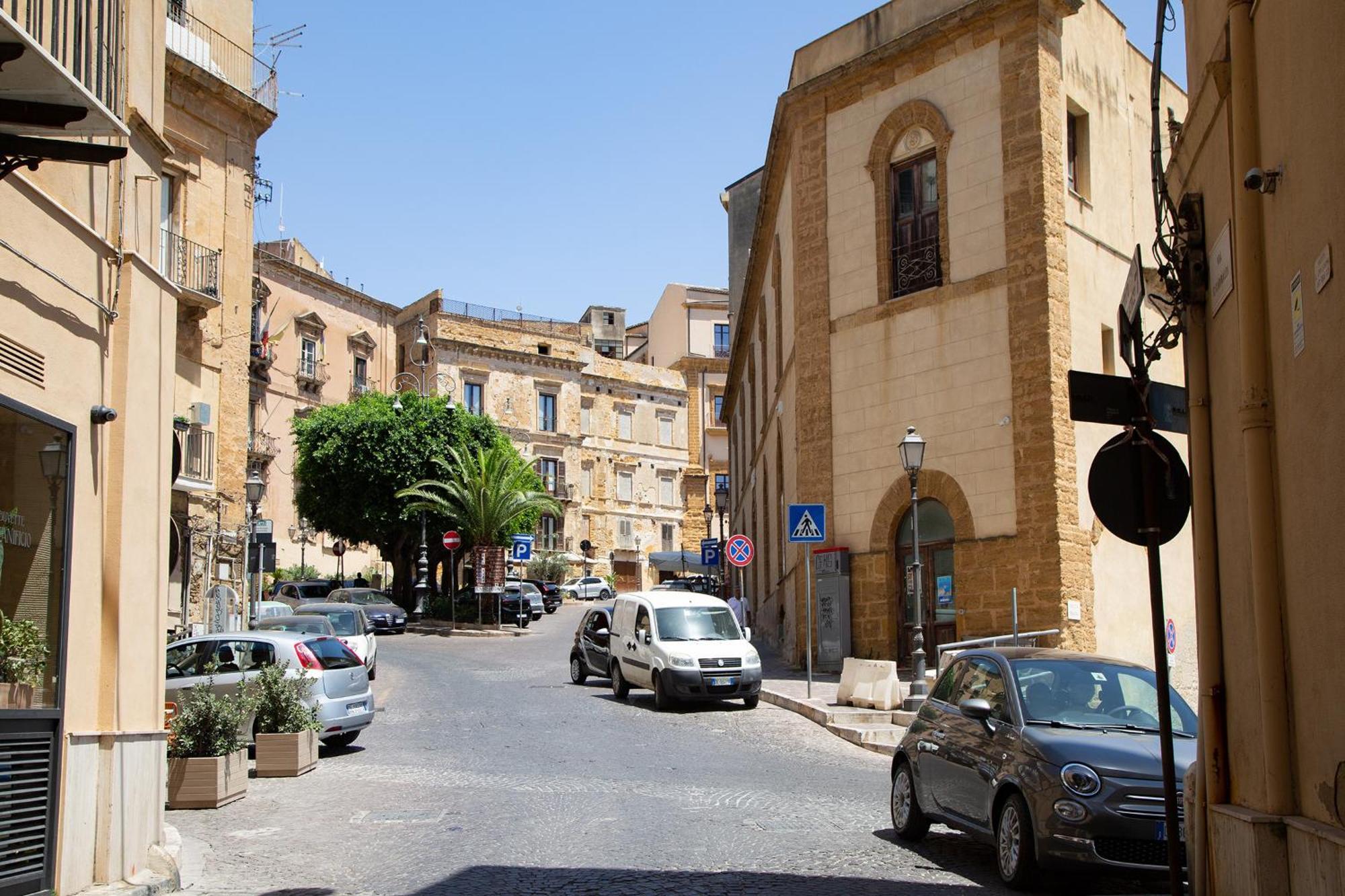 Fiore Dei Templi - Luxury Suite Experience Αγκριτζέντο Εξωτερικό φωτογραφία